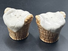 Picnic Baskets Ceramic Salt