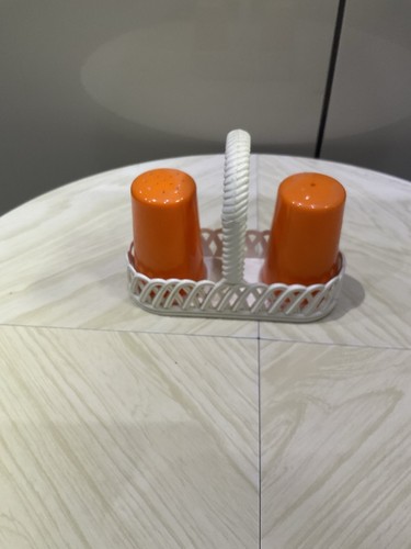 Salt and pepper shakers - salt,