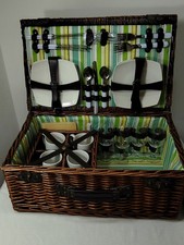Wicker Picnic Basket 4 Person
